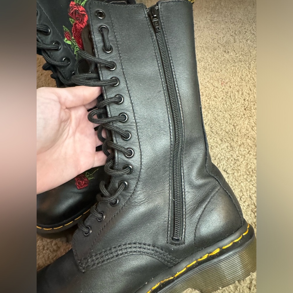 Size 7 Doc Martens - Picture 2 of 4
